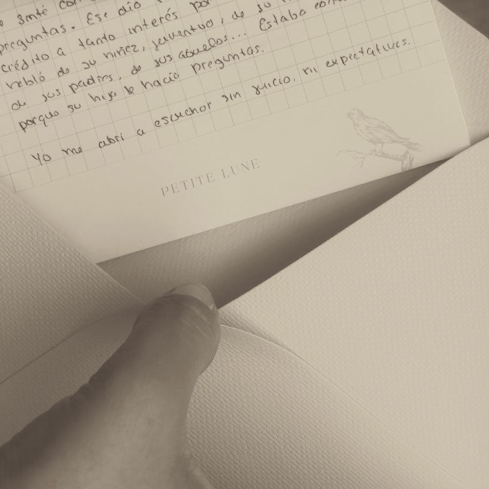 Permanecer – Notas y hojas para cartas